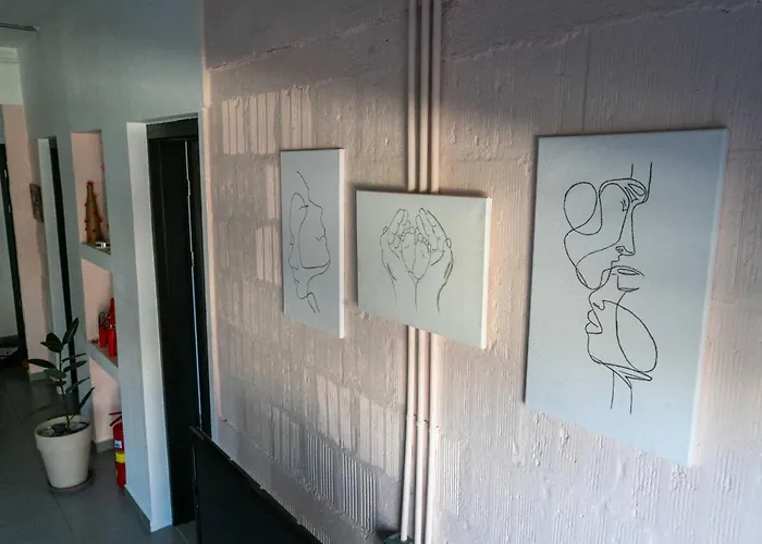 Thena Apartment Hersonissos (Crete)