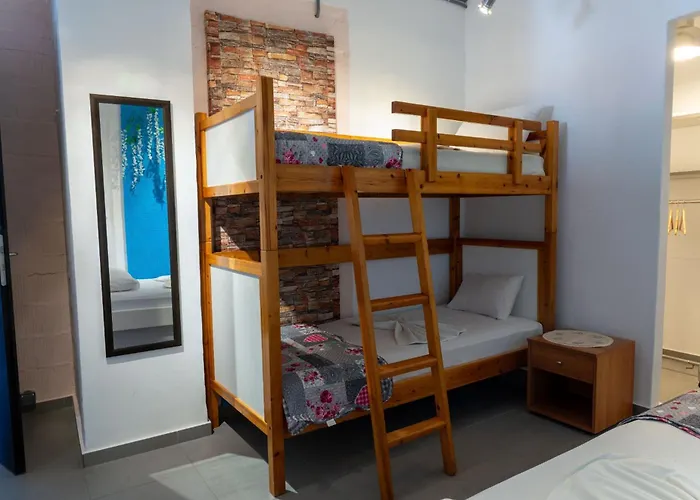 Thena Apartment Hersonissos (Crete)