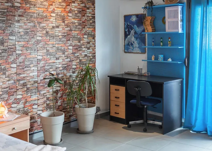 Thena Hersonissos (Crete)