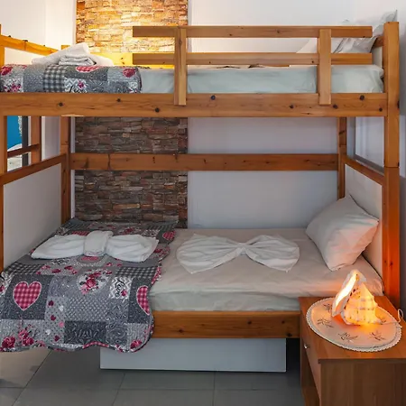 Thena Apartment